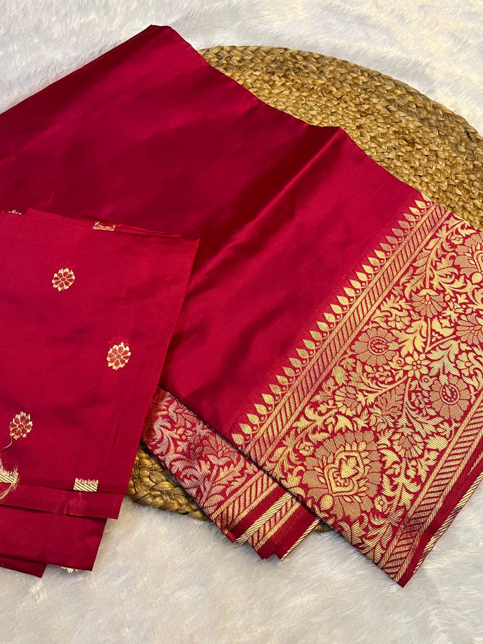 Banarasi Silk Saree With Golden Border